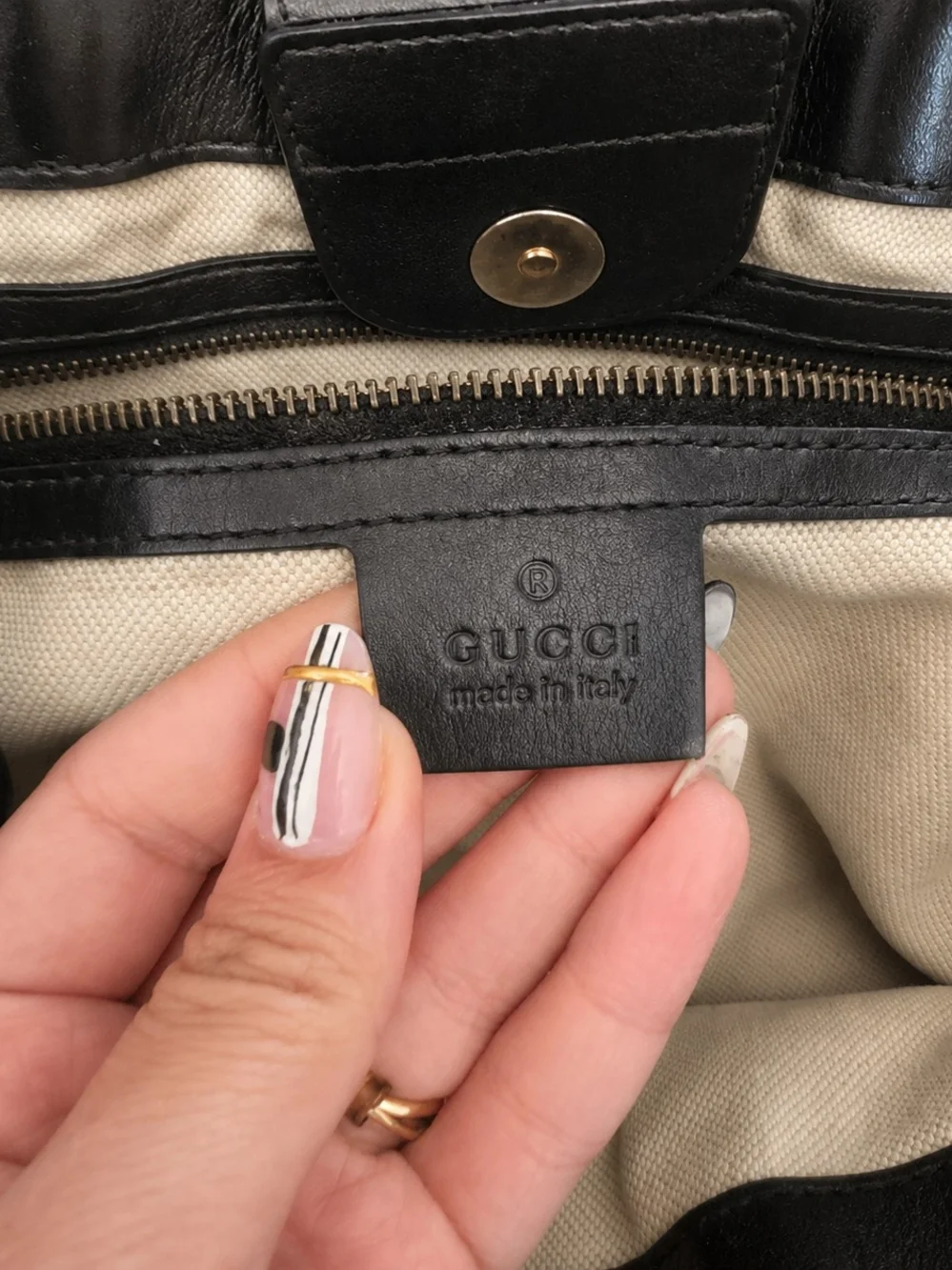 AUTHENTIC Gucci Black Leather Running Satchel with Gold Double G Buckle